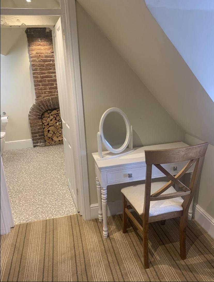 Greyhound Inn Wilton Wilton  Ngoại thất bức ảnh