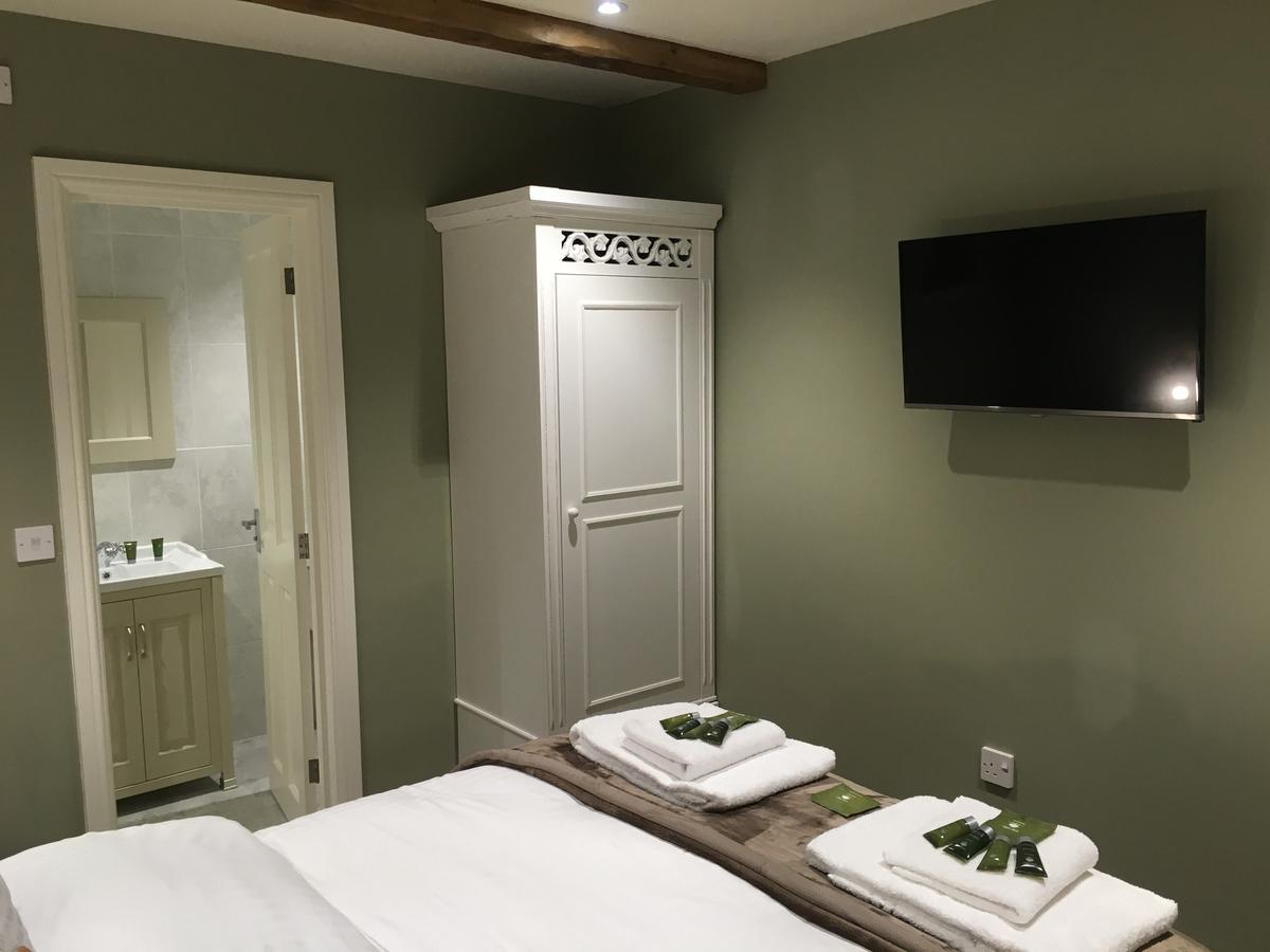 Greyhound Inn Wilton Wilton  Ngoại thất bức ảnh