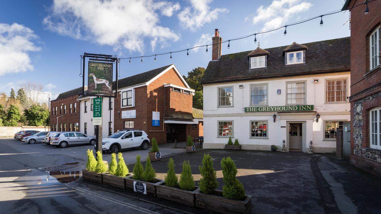 Greyhound Inn Wilton Wilton  Ngoại thất bức ảnh