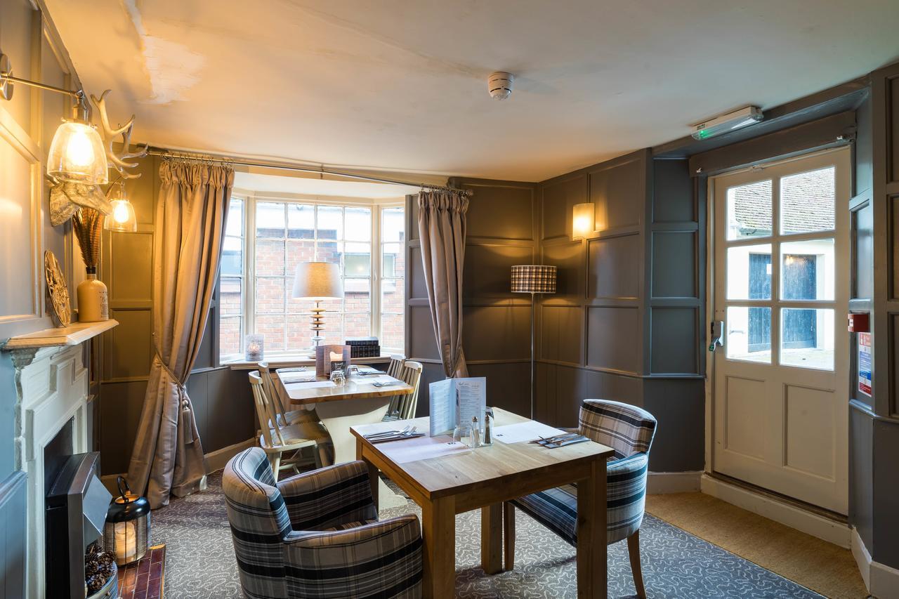 Greyhound Inn Wilton Wilton  Ngoại thất bức ảnh
