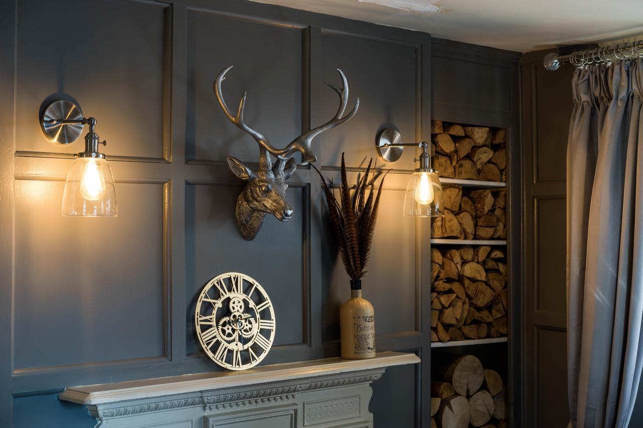 Greyhound Inn Wilton Wilton  Ngoại thất bức ảnh