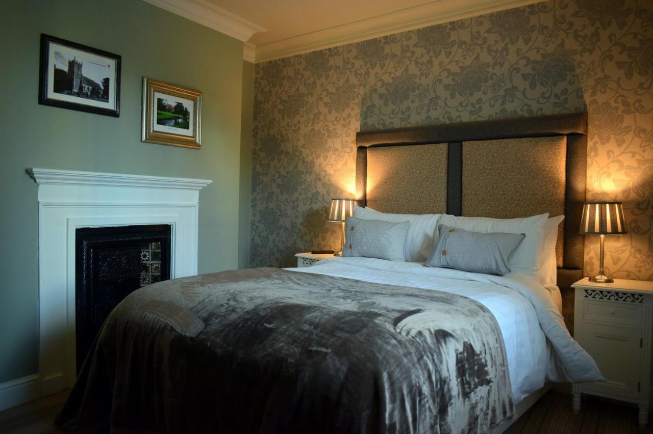 Greyhound Inn Wilton Wilton  Ngoại thất bức ảnh